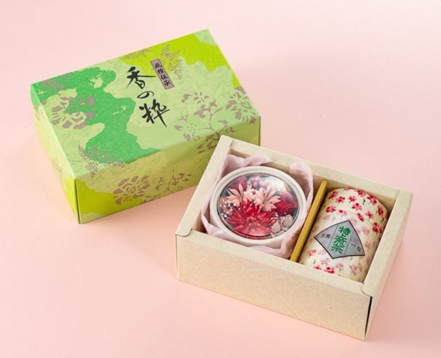 ブリザーブドフラワーと新茶